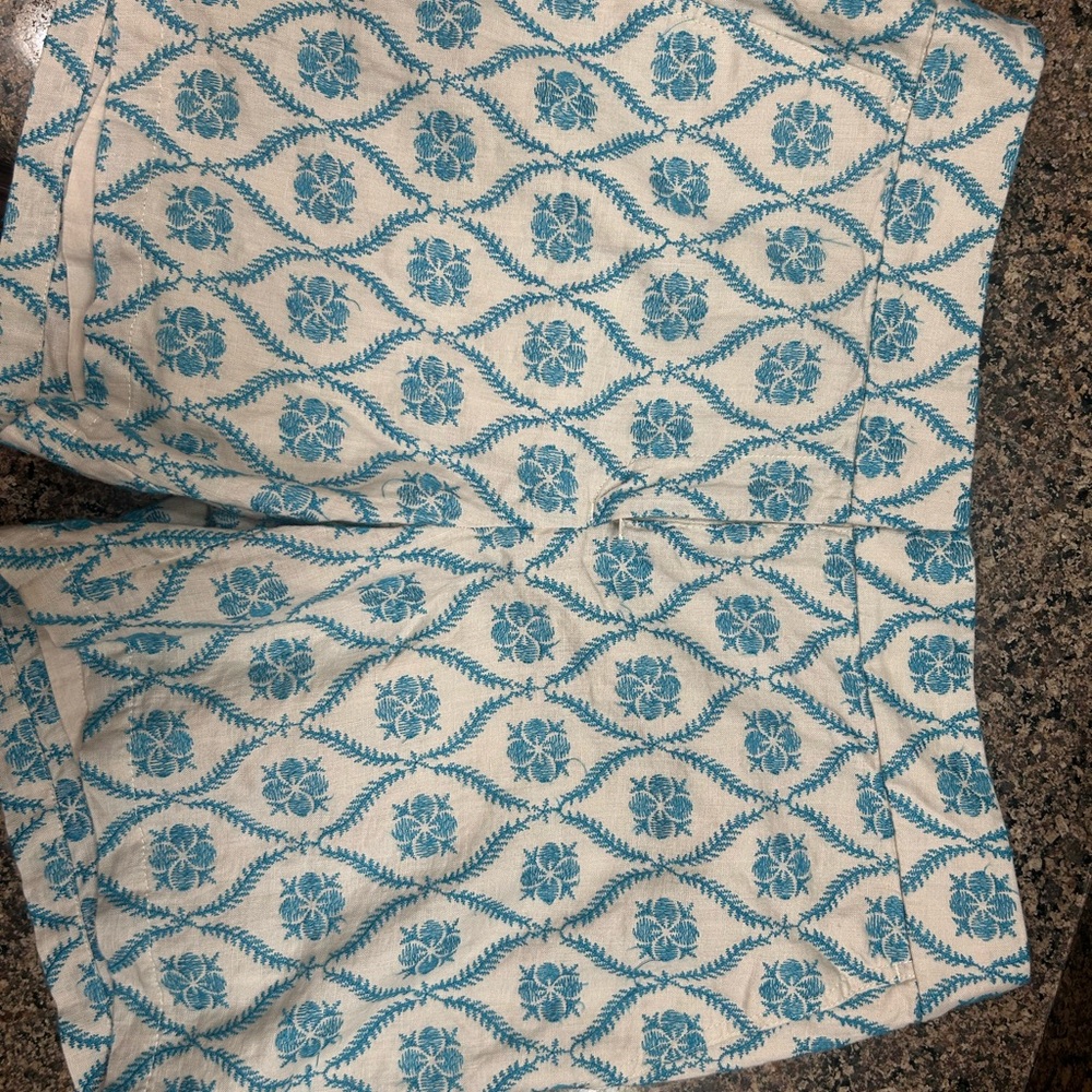 LOFT Blue and White Patterned Women Shorts